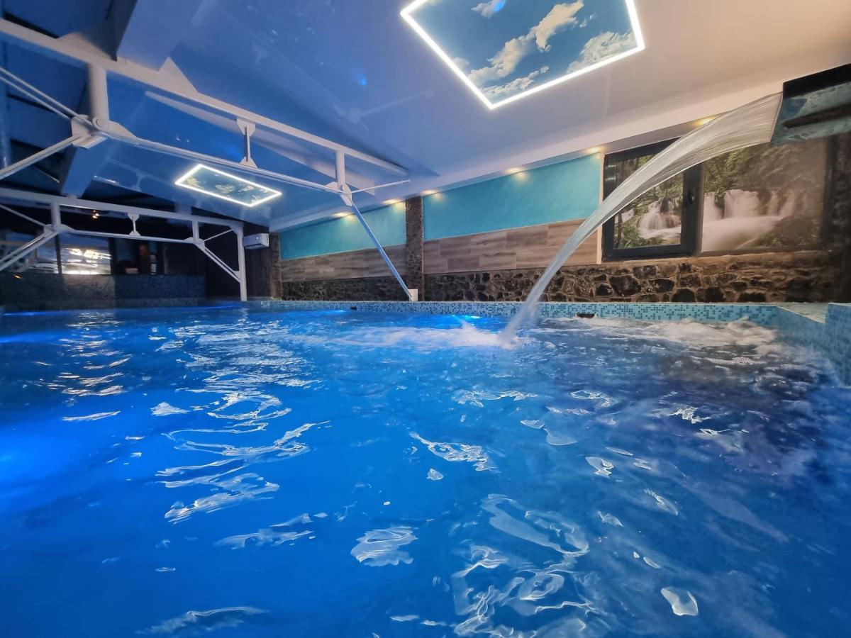 Club Satelit Zlatibor 호텔 외부 사진